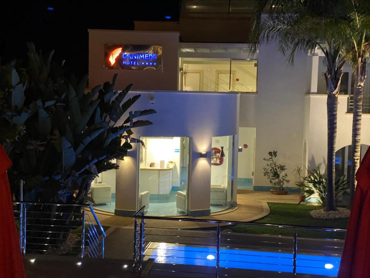 ספרלונגה Ganimede Hotel מראה חיצוני תמונה