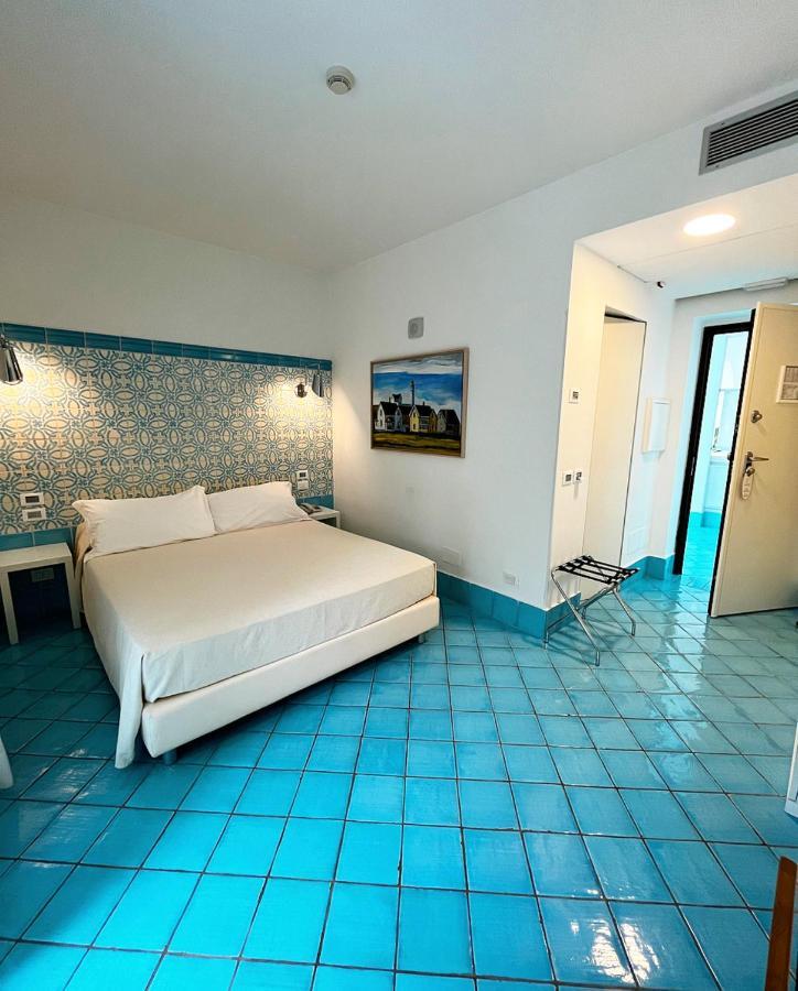 ספרלונגה Ganimede Hotel מראה חיצוני תמונה