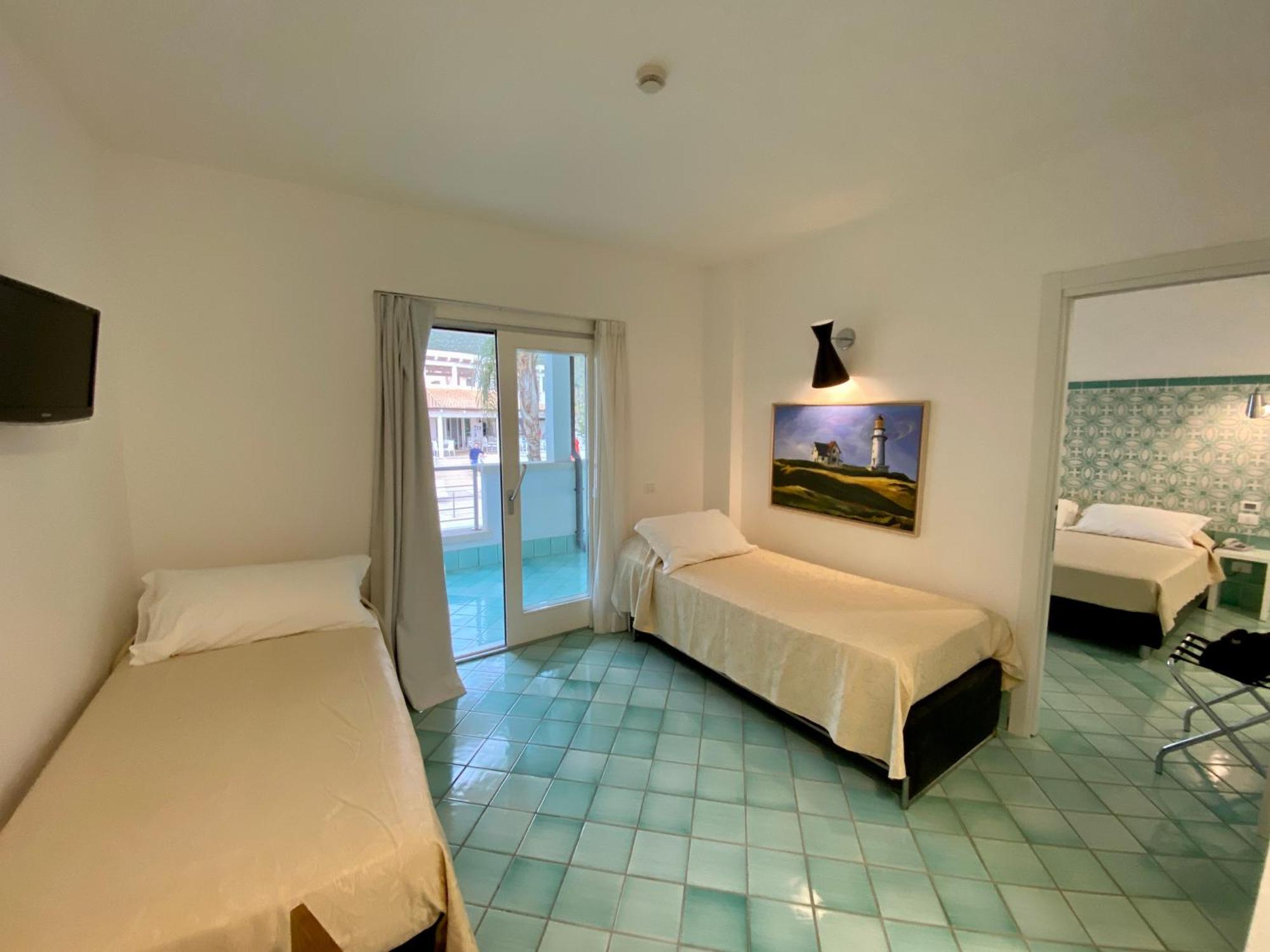 ספרלונגה Ganimede Hotel חדר תמונה