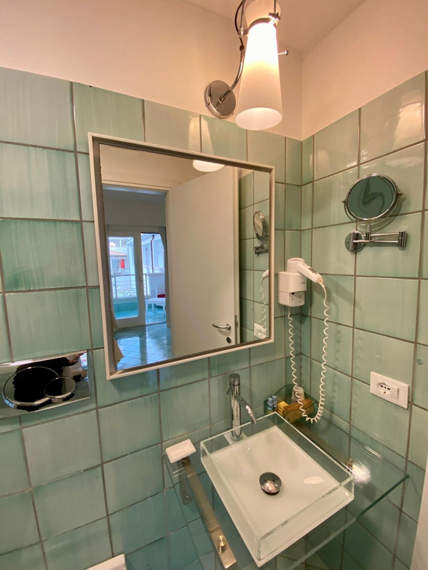 ספרלונגה Ganimede Hotel חדר תמונה