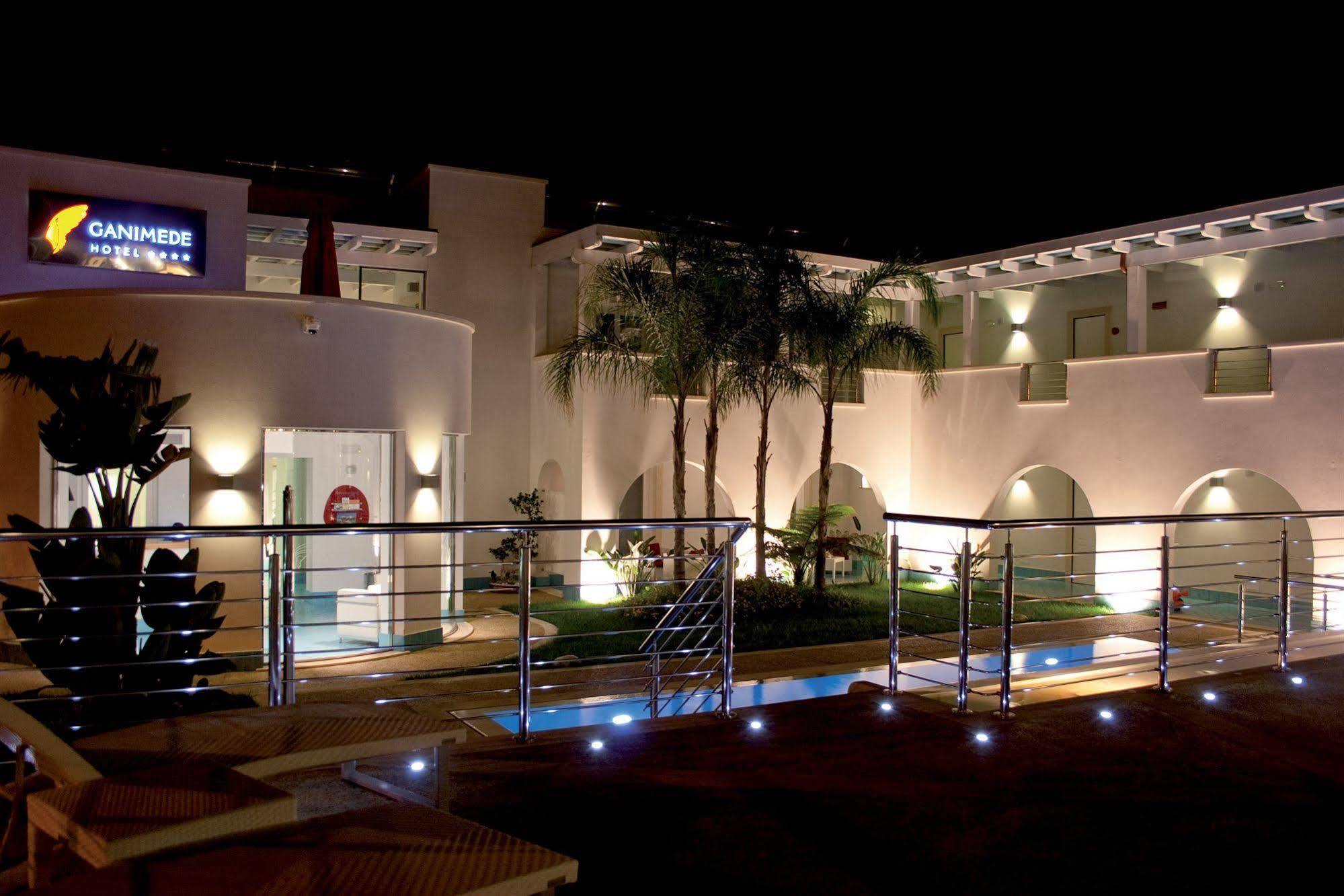 ספרלונגה Ganimede Hotel מראה חיצוני תמונה