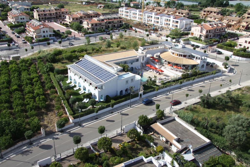 ספרלונגה Ganimede Hotel מראה חיצוני תמונה